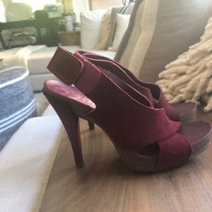 Pedro Garcia LIKE NEW dark red suede heels